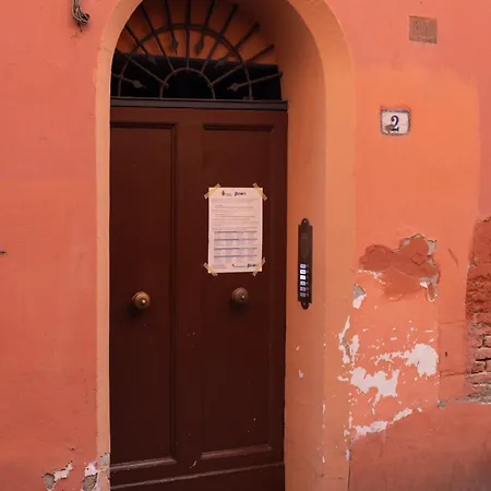Fondazza - Little Tower Apartment